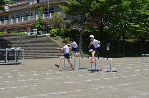 陸上大会の練習